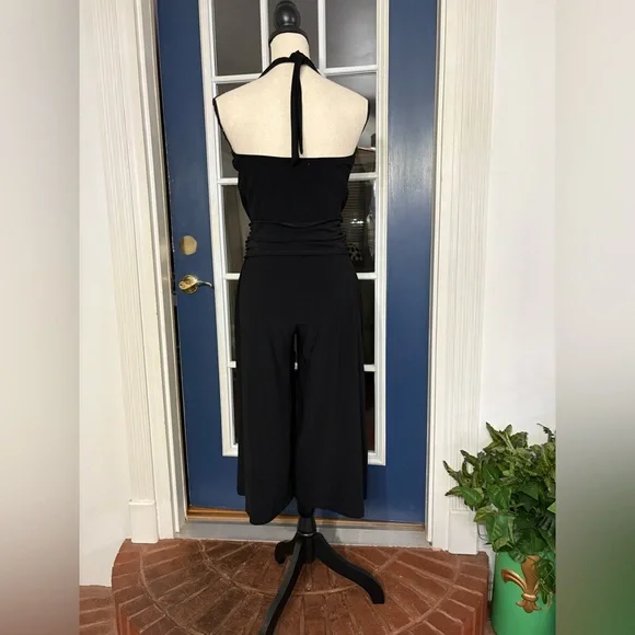 White House Black Market Black cropped Jumpsuit SIZE medium - Picture 2 of 7